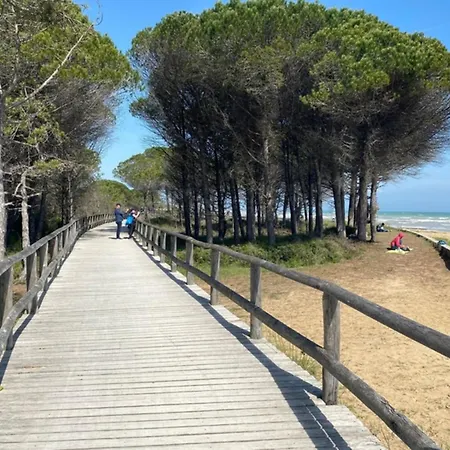 Lägenhet Beachfront With Sea View